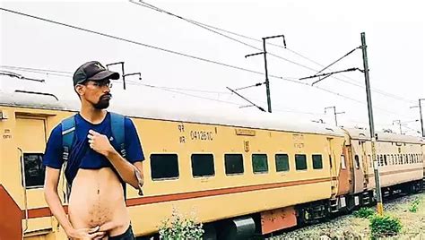 Indian Railway Station Cumshot Big Dick Public Gay Porn XHamster