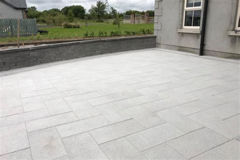 Porcelain Patio Installers Tiled Patios And Gardens