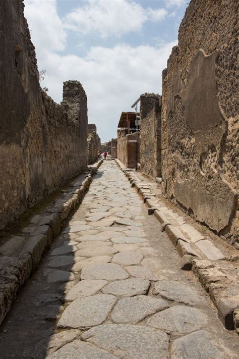 How To Visit Pompeii When Traveling Between Rome And Sorrento Earth