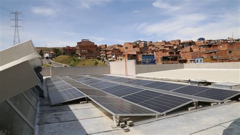 Energía Renovable en Bogota centros de salud cuentan con paneles