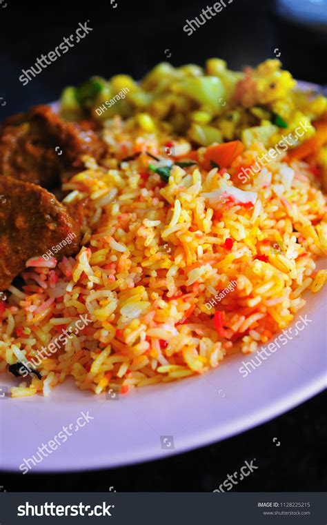 Nasi Biriani Images Stock Photos Vectors Shutterstock