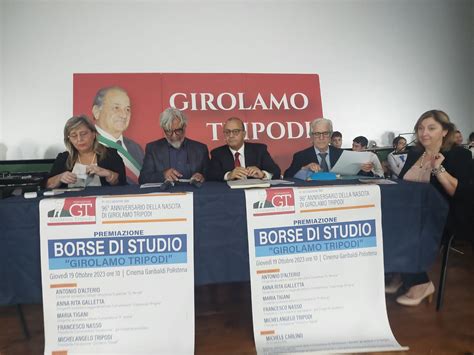 Fondazione Girolamo Tripodi Assegnate Le Borse Di Studio A Polistena