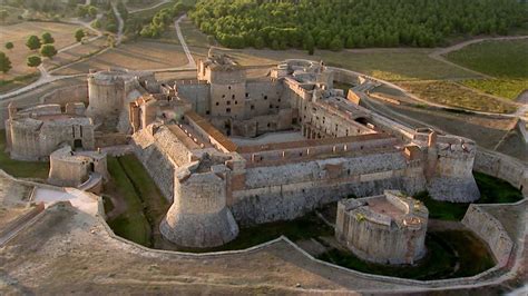 The Evolution Of Castles Modern Fortifications Shadiversity