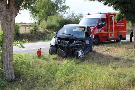 Blessé après avoir percuté un arbre Vézelin sur Loire 42590