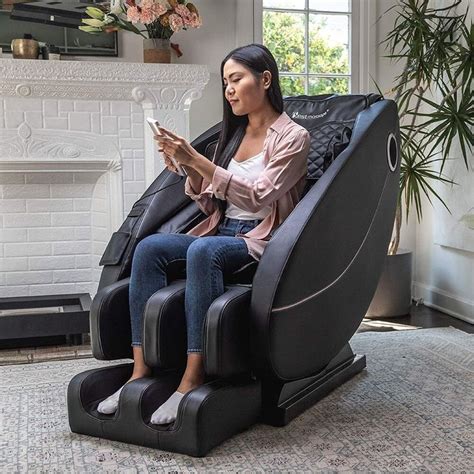 Zero Gravity Full Body Electric Shiatsu Massage Chair Recliner