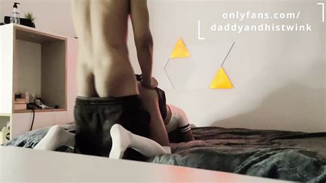 Vídeos de Compañero de cuarto gay gratis xHamster