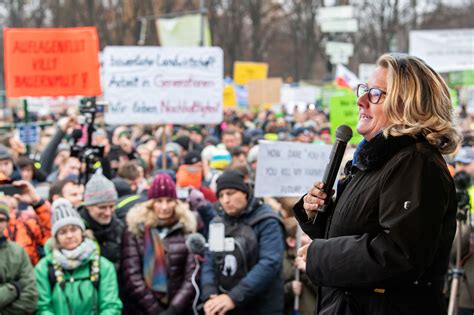 Trecker Demo In Berlin So Verlief Der Gro E Protest Der Bauern In