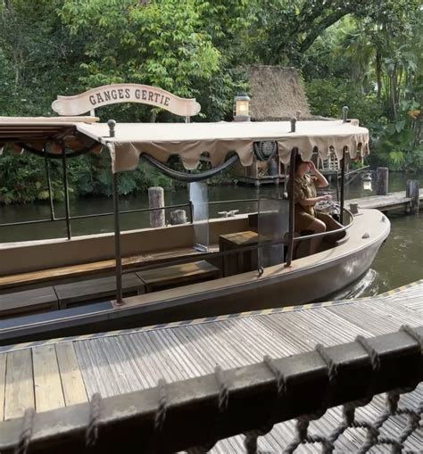 The Disney World Jungle Cruise Ride Revealing The Secrets