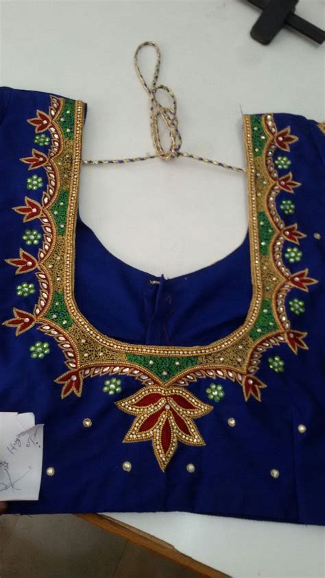 Pin By Arunachalam On Ariorke Blouse Hand Designs Embroidery Neck