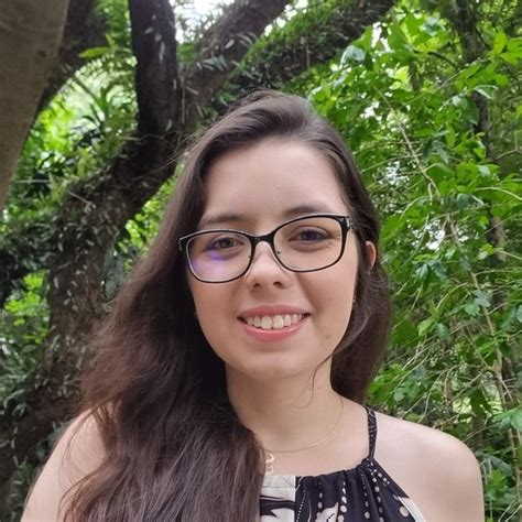 Ana Paula São Paulo São Paulo Sou formada em Química dou aulas de