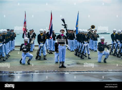 Thai Army Parade Hi Res Stock Photography And Images Alamy