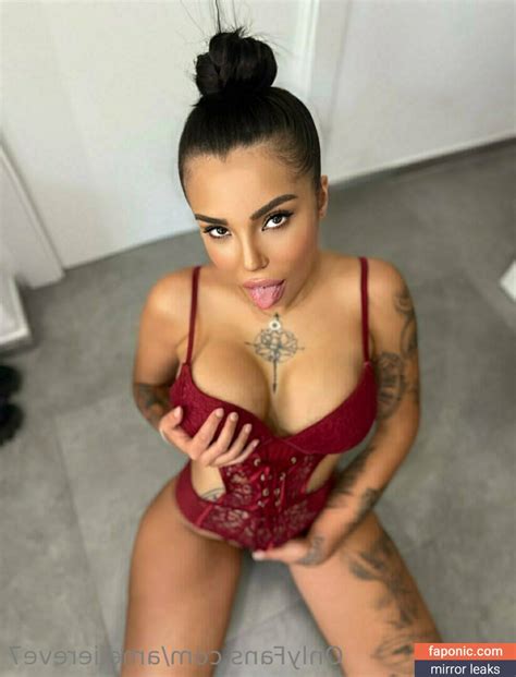 Ameliereve Aka Centerfold Hotties Nude Leaks Onlyfans Photo Faponic