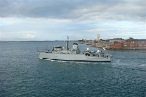 Hms Cattistock M31 Royal Navy Navy Ships Portsmouth Harbour