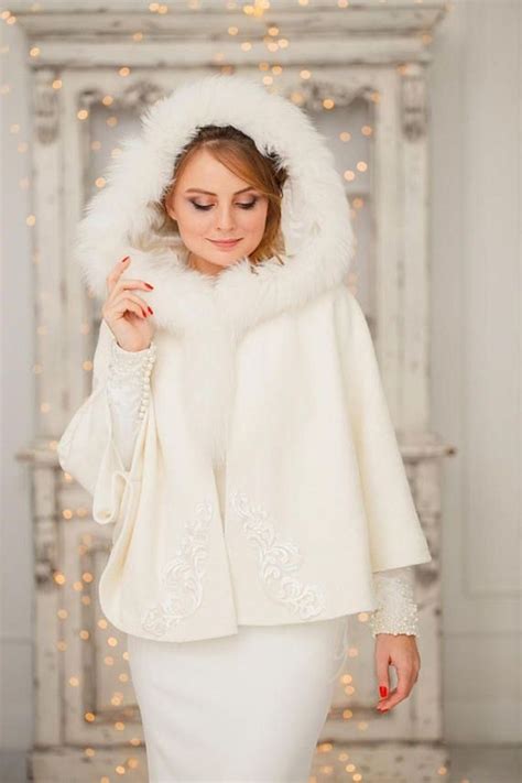 47 Popular Bridal Coats Ideas For Winter Weddings Wedding Coat