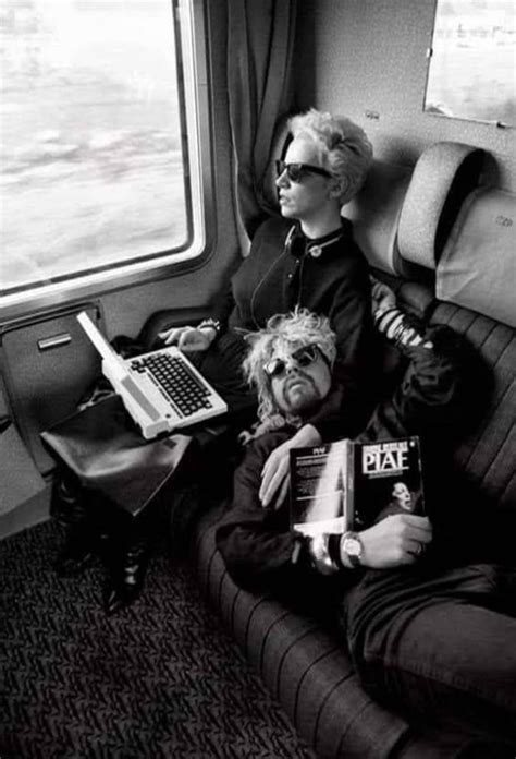 Eurythmics Annie Lennox And Dave Stewart 1986 9GAG