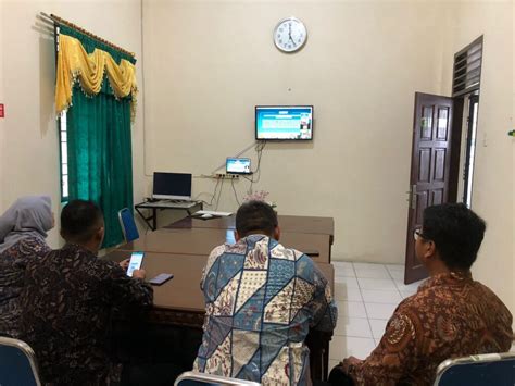 Berita Pembinaan Teknis Administrasi Yudisial Secara Virtual Oleh