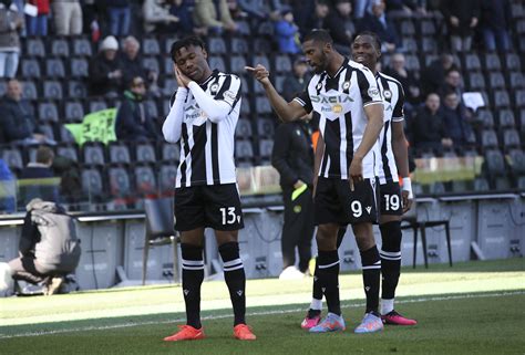 Udinese Sassuolo Primo Tempo Gol Ed Emozioni Alla Dacia Arena Cip