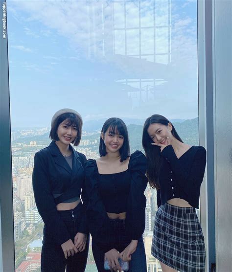 Rinlinlin Rintohsaka Hiouurin Nude OnlyFans Leaks The Fappening Photo