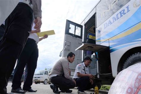 Dishub Kaltara Gelar Ramp Check Bus Damri Di Tanjung Selor Siagasatu