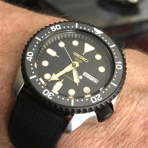 SKX007/SRPD Ceramic Bezel Insert: Dual Time Arabic Style Black/Red ...