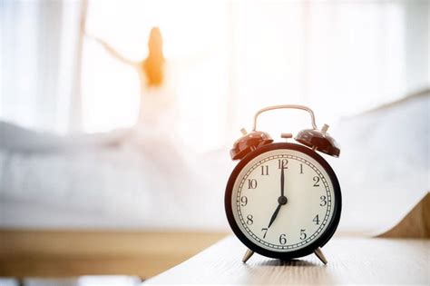 The 8 hour Sleep Myth: How Much Sleep Do We Need? | Sleepme