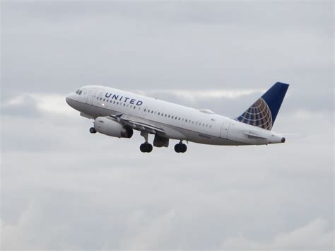 N843UA Airbus A319 United Airlines Phoenix Sky Harbour Graham