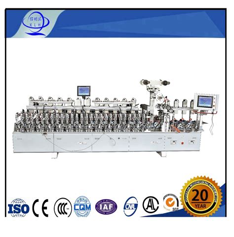 Full Automatic Hot Melt Glue Film Laminating Machine For Profiles With Automatic Arms For Wpc