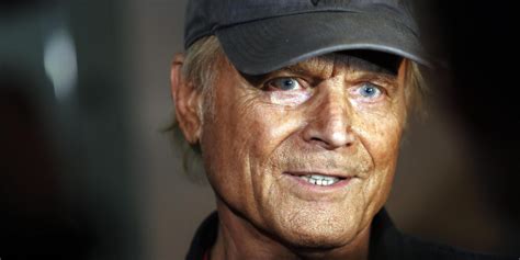 Terence Hill Compie 80 Anni Dai Western A Don Matteo Tutto Sull