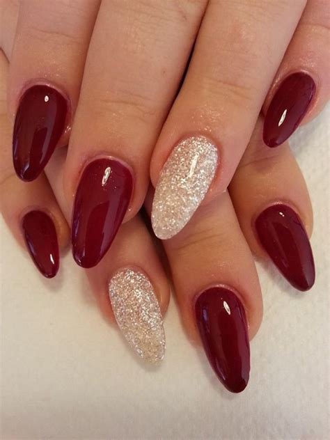 60 Beautiful Almond Marble Nail Designs To Try In 2020 Red Nail Art