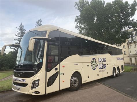 Lochs Glens Holidays SJ22 GZL Volvo B11R 9900 Loch Morar Kim