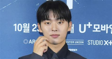 최현욱 담배꽁초 무단 투기 논란에 “책임감 있게 행동하겠다” 사과 하이쿠키