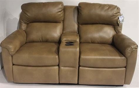 Best RV Theater Seating – Recliners, Wall huggers & More – hobbr