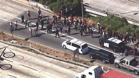 Oakland police brutality protesters occupy city hall, block I-880 on ...