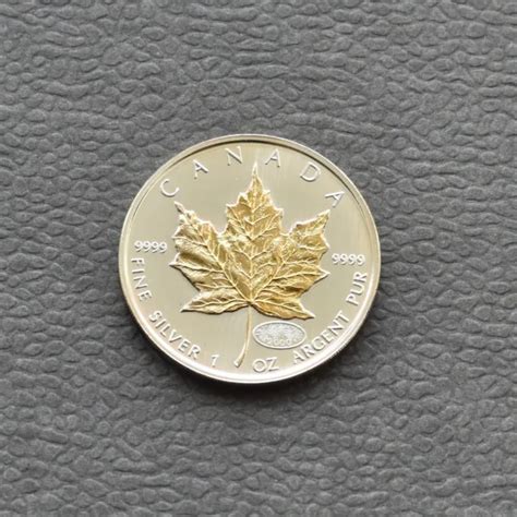 Maple Leaf Canada Oz Silver Privy Fireworks Gilded Kt Gold