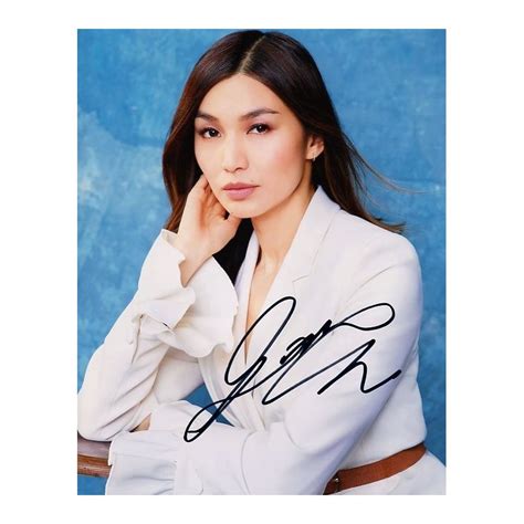 Signed Autograph CHAN Gemma - All-Autographes.com