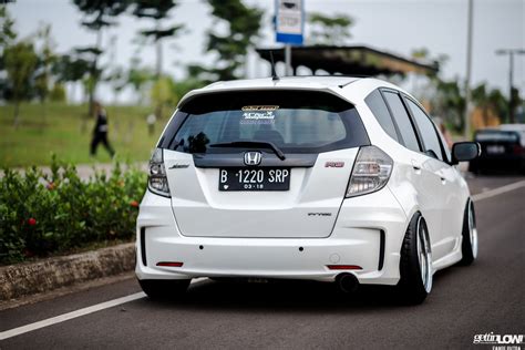 Gambar Modifikasi Mobil Honda Jazz Rs Terkeren Mobil Modif