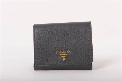 D.LUX SHOP: Our collections of Prada wallets