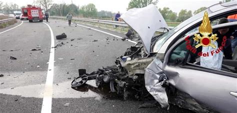 Incidente Sulla Statale 336 Per Malpensa A Mesero Milano Frontale