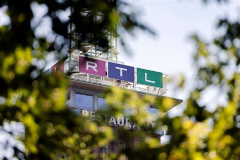 Rtl Ausnahmezustand Sender Ndert Spontan Sein Programm Derwesten De