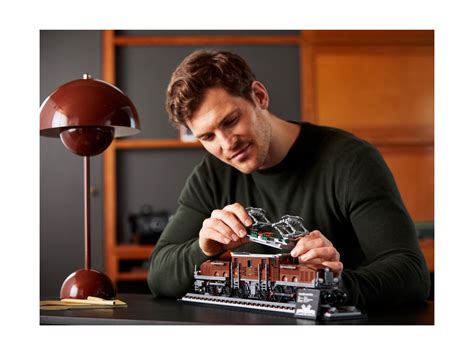 LEGO 10277 Lokomotywa Crocodile | zklocków.pl