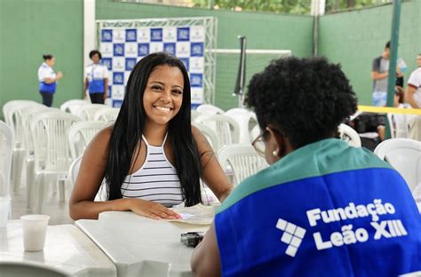 Governo Do Estado Faz Mutir O De Servi Os No Jacarezinho E Manguinhos