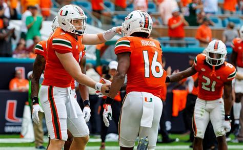 Photos And Video Tyler Van Dyke Throws 5 Td Passes Miami Herald