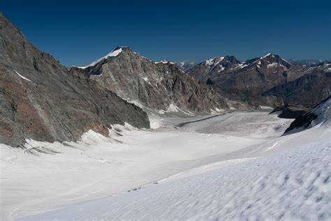 Strahlhorn Normalweg Ab Britanniah Tte Fotos Hikr Org