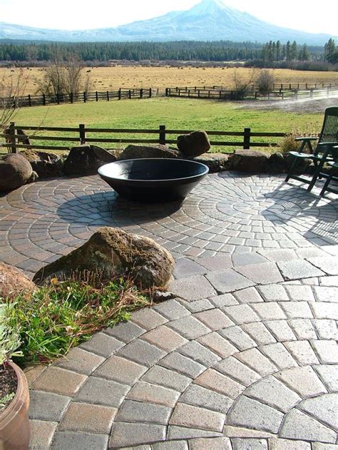 Cobble Rotundo Stone Jamestown