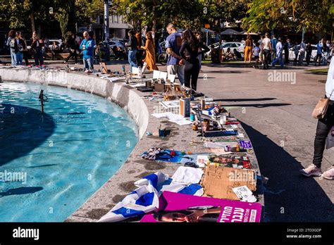 Tel Aviv Isra L D Cembre Les Gens Viennent Pour Adorer