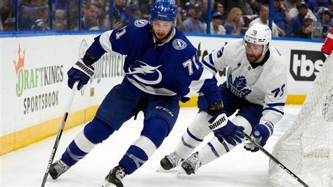 Tavares Ot Goal Gives Maple Leafs Series Win Over Lightning Newsday