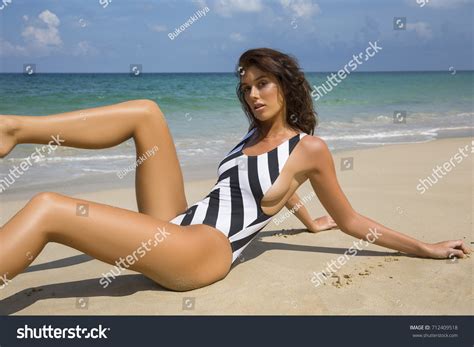 Beautiful Sexy Woman Bikini Posing On Stock Photo 712409518 Shutterstock
