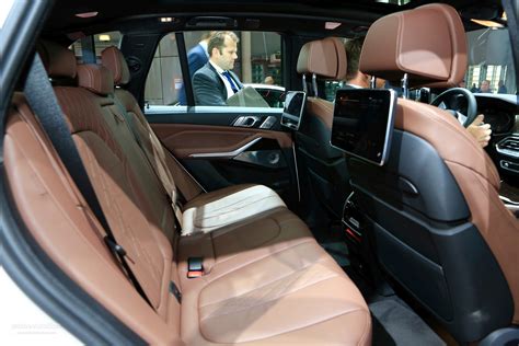 2019 Bmw X5 Shows Luxurious Interior In Paris Autoevolution