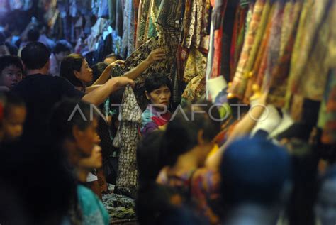 Penjualan Meningkat Antara Foto