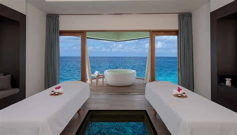 Relax in our wellness sanctuary in the Maldives | Radisson Blu